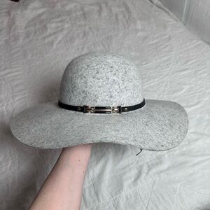 House of Harlow 1960 hat wool